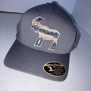 Columbia Lost‎ Lager Gray SnapBack Hat with Embroidered Moose Mountain Design OS